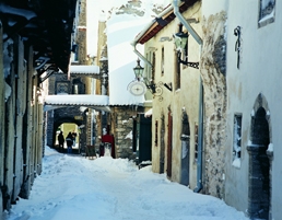 Tallinn old town in Winter by Con-Ex